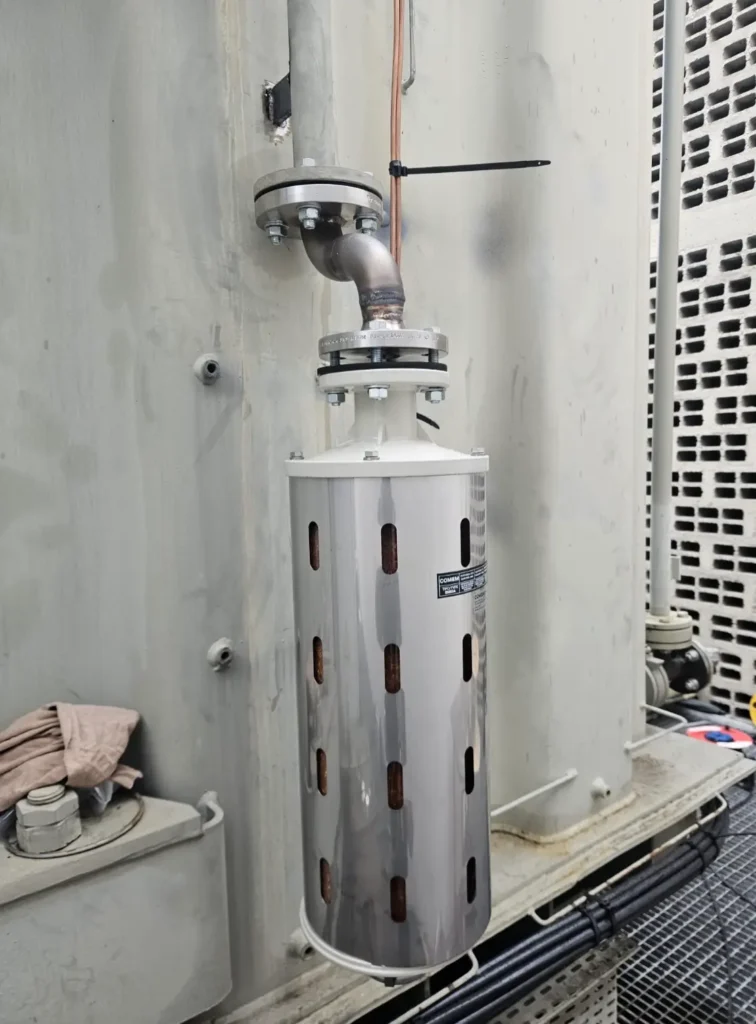 Filtre dessiccateur installé sur un transformateur haute tension en poste HTB